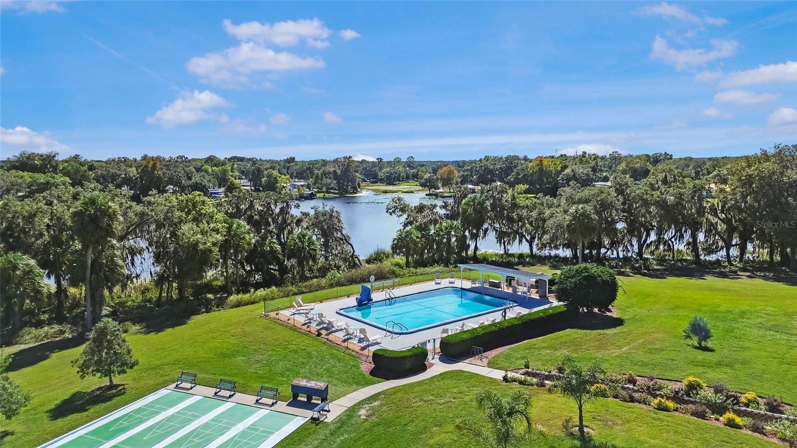 Listing photo id 51 for 3773 Lake Todd Drive