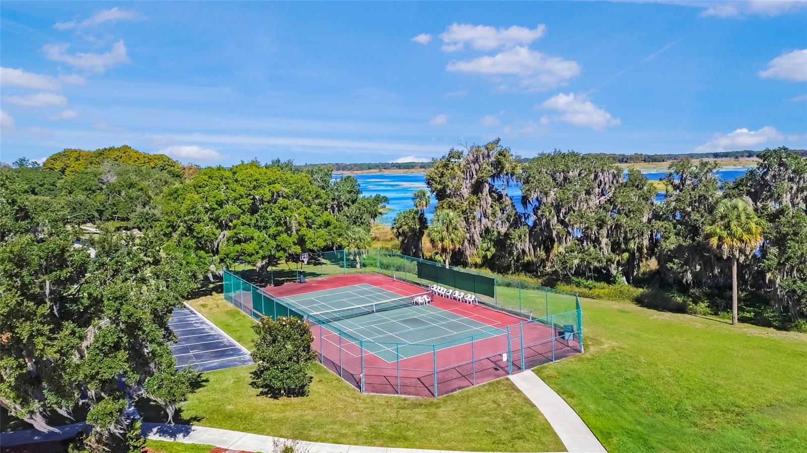 Listing photo id 52 for 3773 Lake Todd Drive