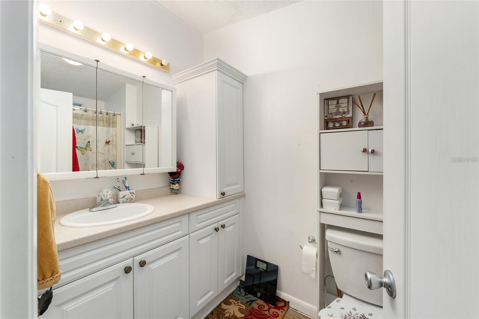 Image 15 of 34 For 16591 96th Avenue