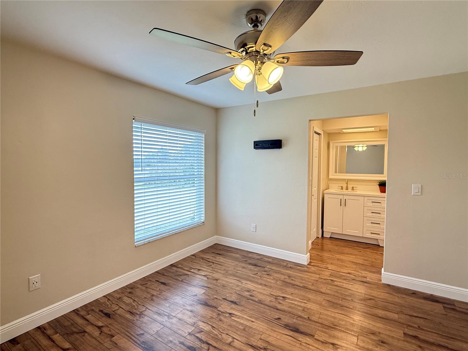 Image 5 of 28 For 540 Bismark Street