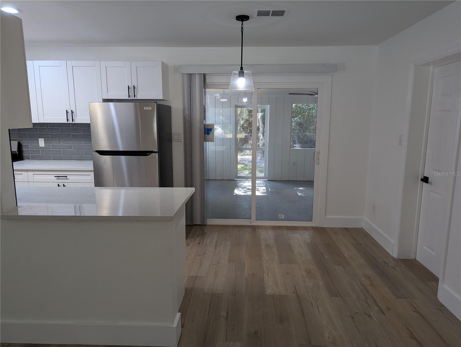 Image 6 of 34 For 3229 41st Avenue