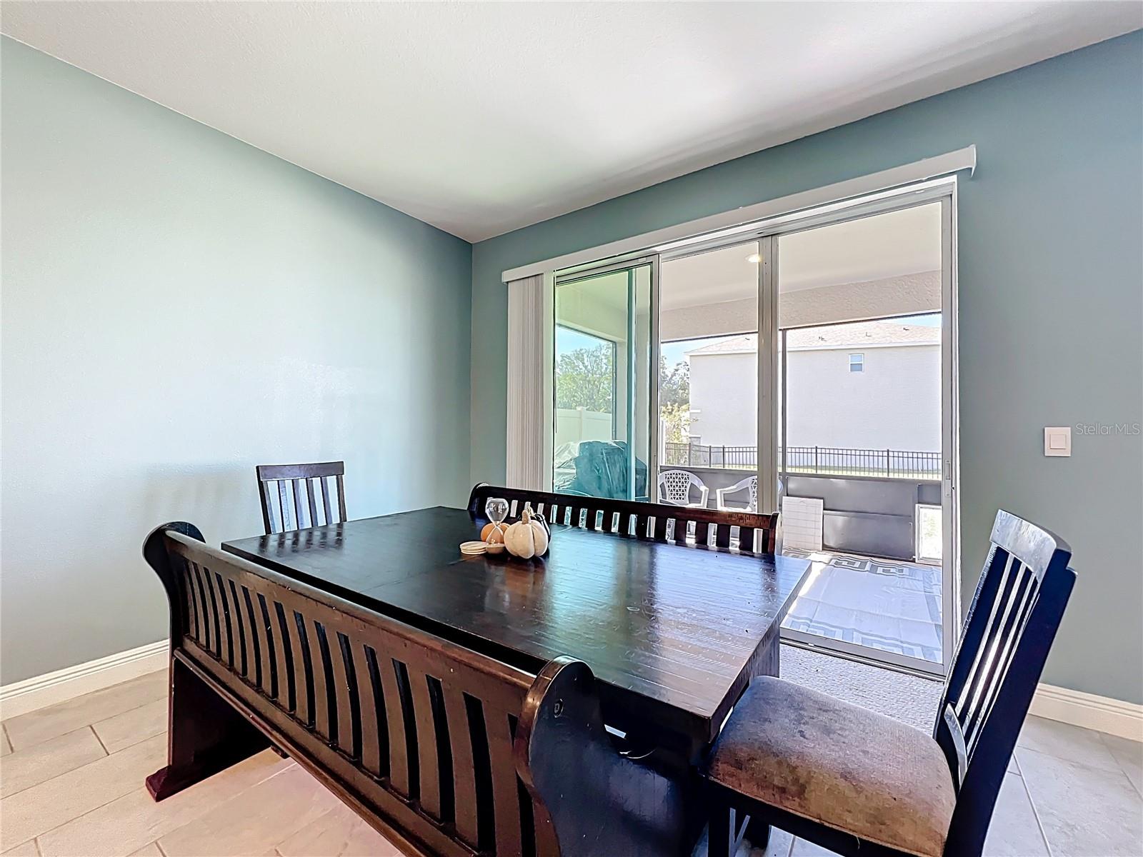 Image 21 of 90 For 5596 43rd Court