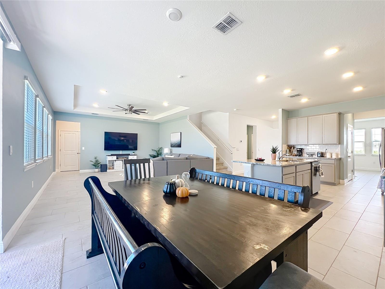 Image 23 of 90 For 5596 43rd Court