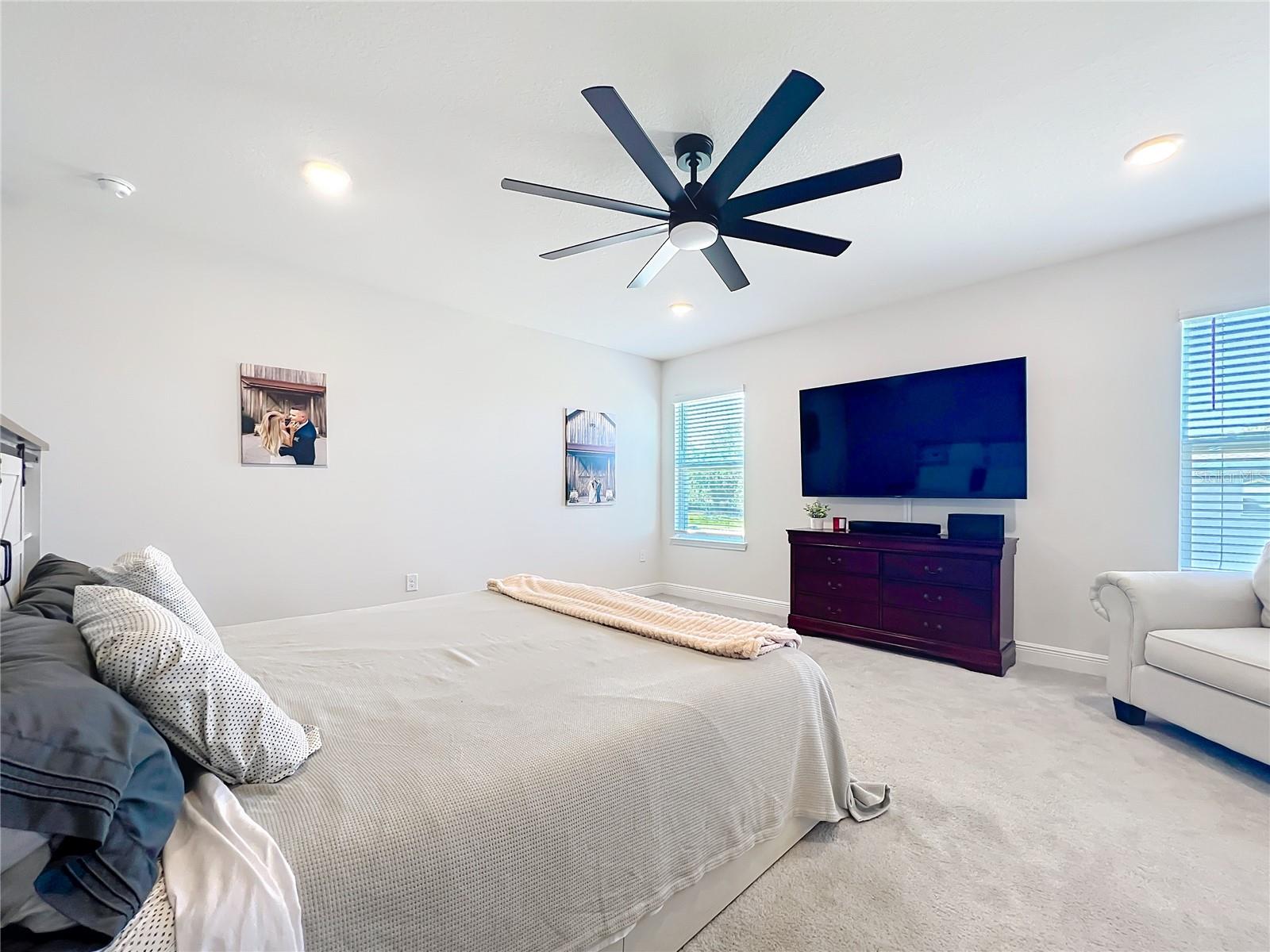 Image 40 of 90 For 5596 43rd Court