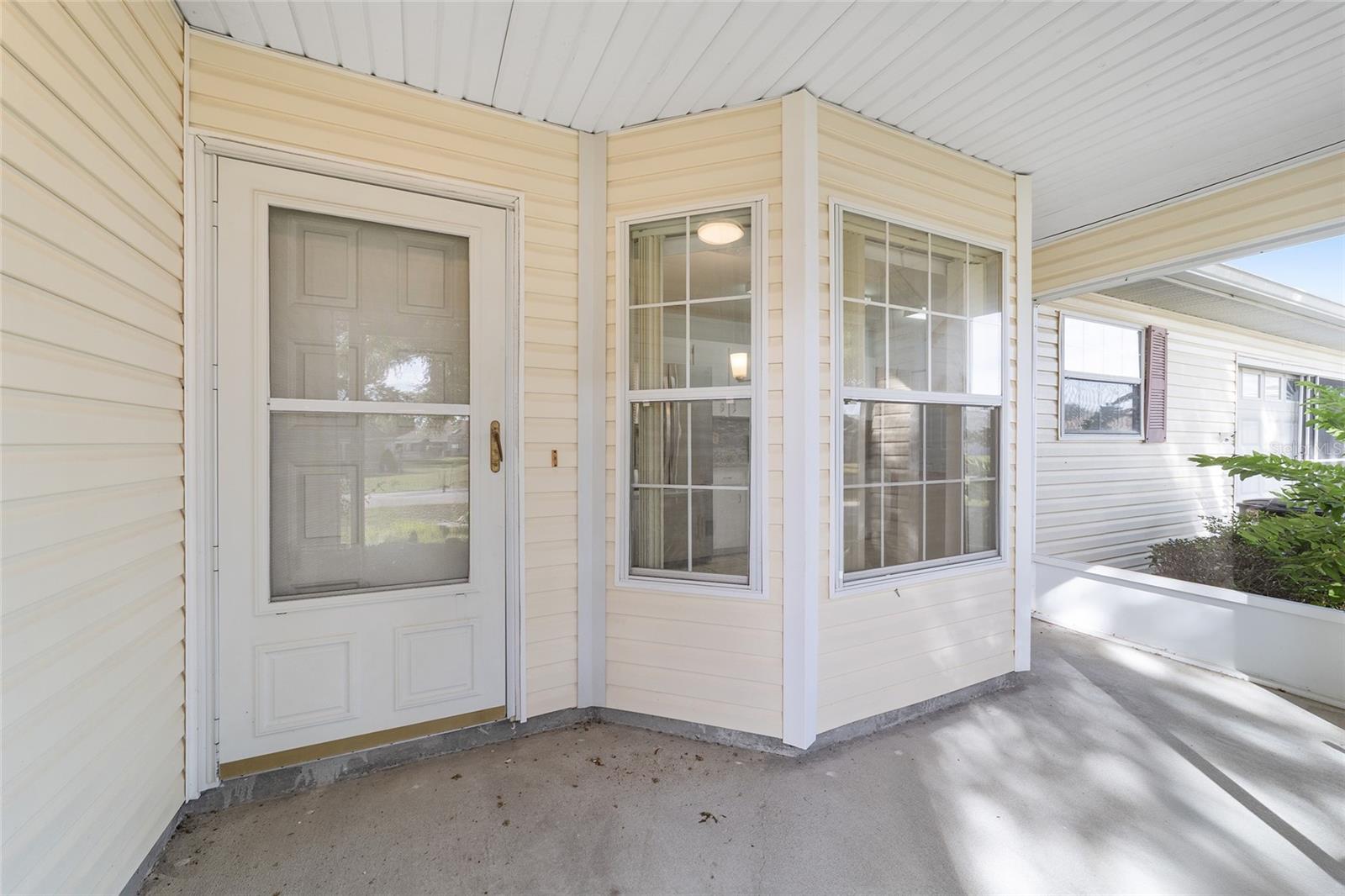 Image 4 of 33 For 6241 84th Place