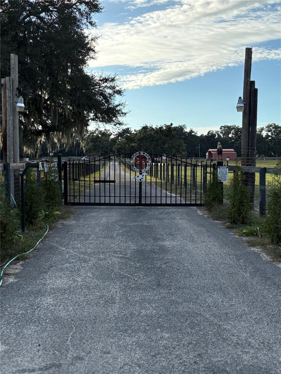 Details for 13676 Jacksonville Road, CITRA, FL 32113