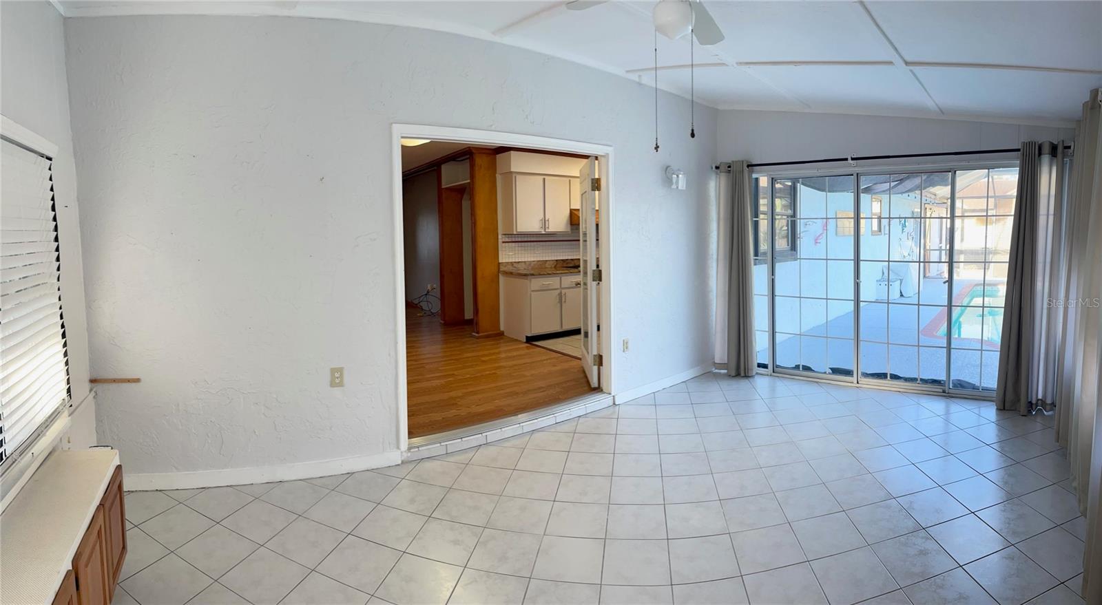 Image 15 of 27 For 1 Cherry Lane