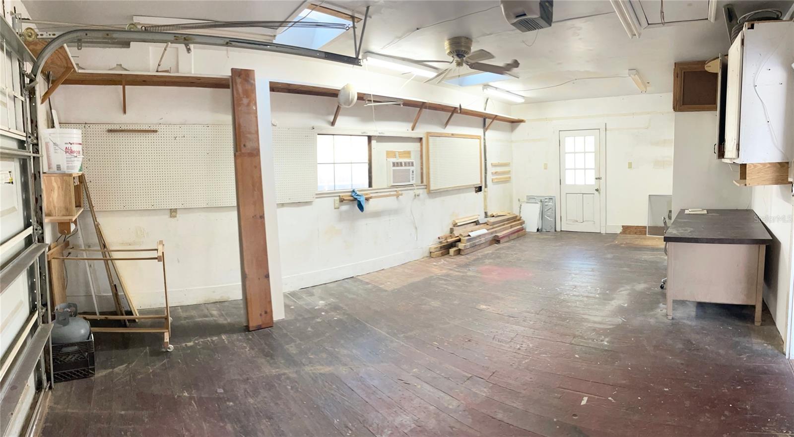 Image 24 of 27 For 1 Cherry Lane