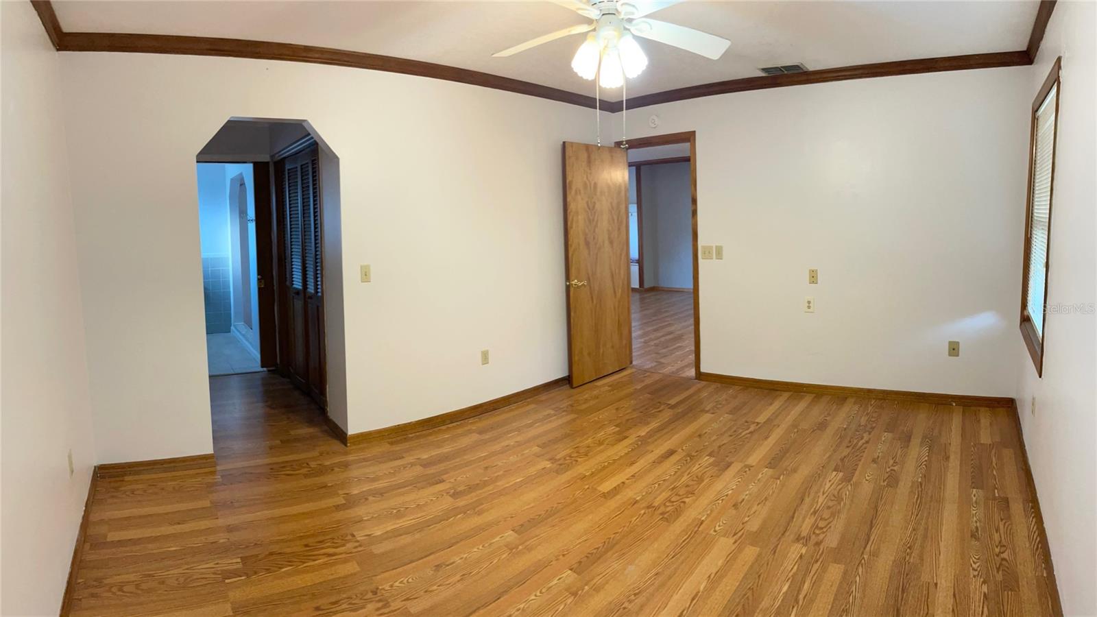 Image 7 of 27 For 1 Cherry Lane