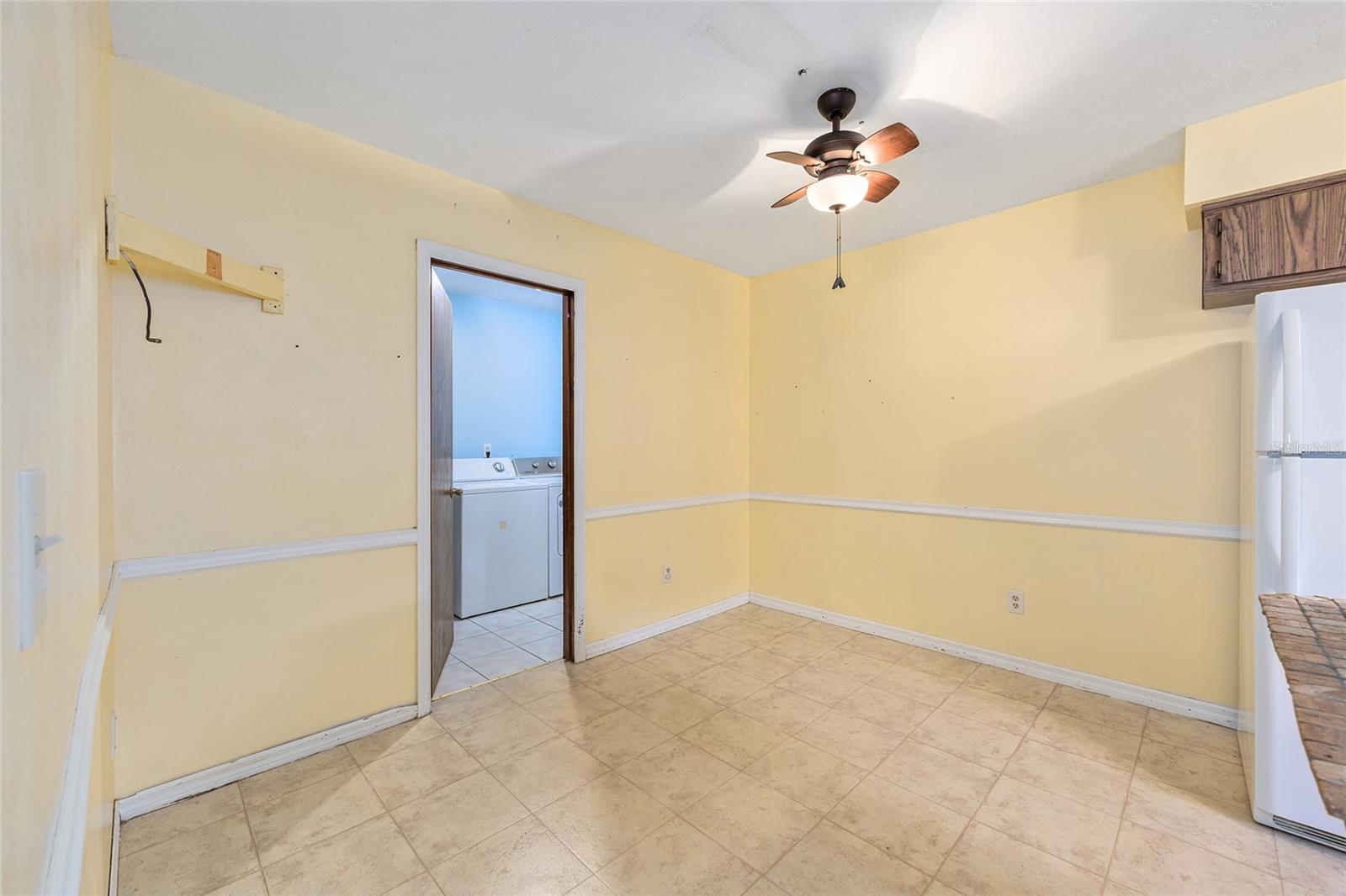 Image 22 of 57 For 4450 2nd Court