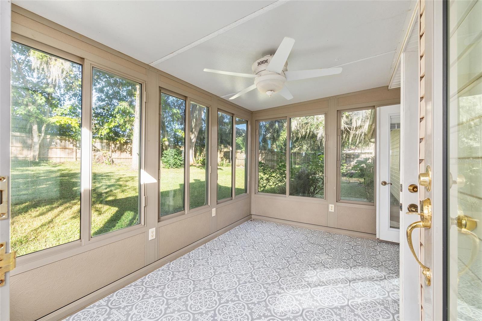 Image 37 of 57 For 4450 2nd Court