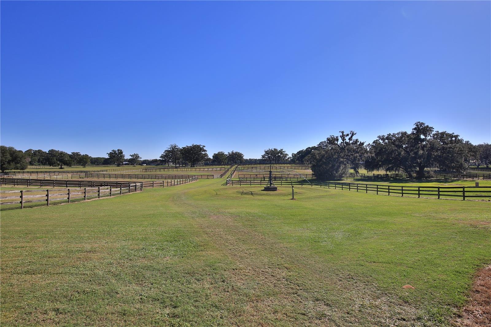 Image 6 of 49 For 2711 125th Avenue