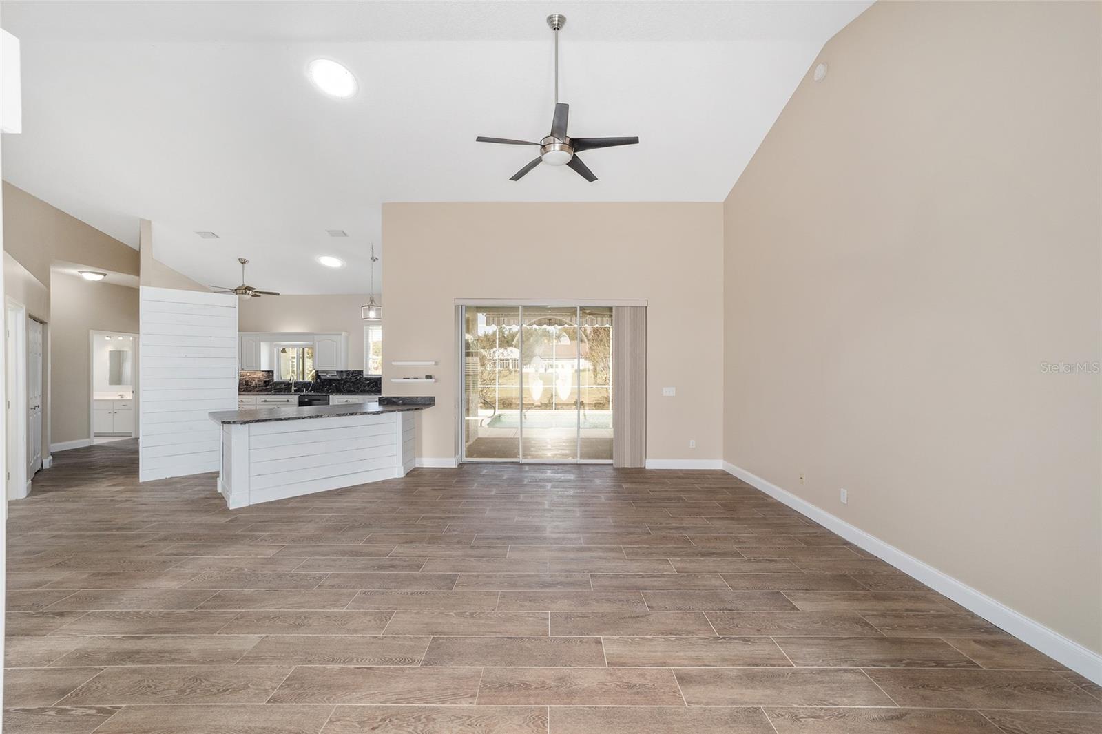 Image 7 of 59 For 5565 26th Lane