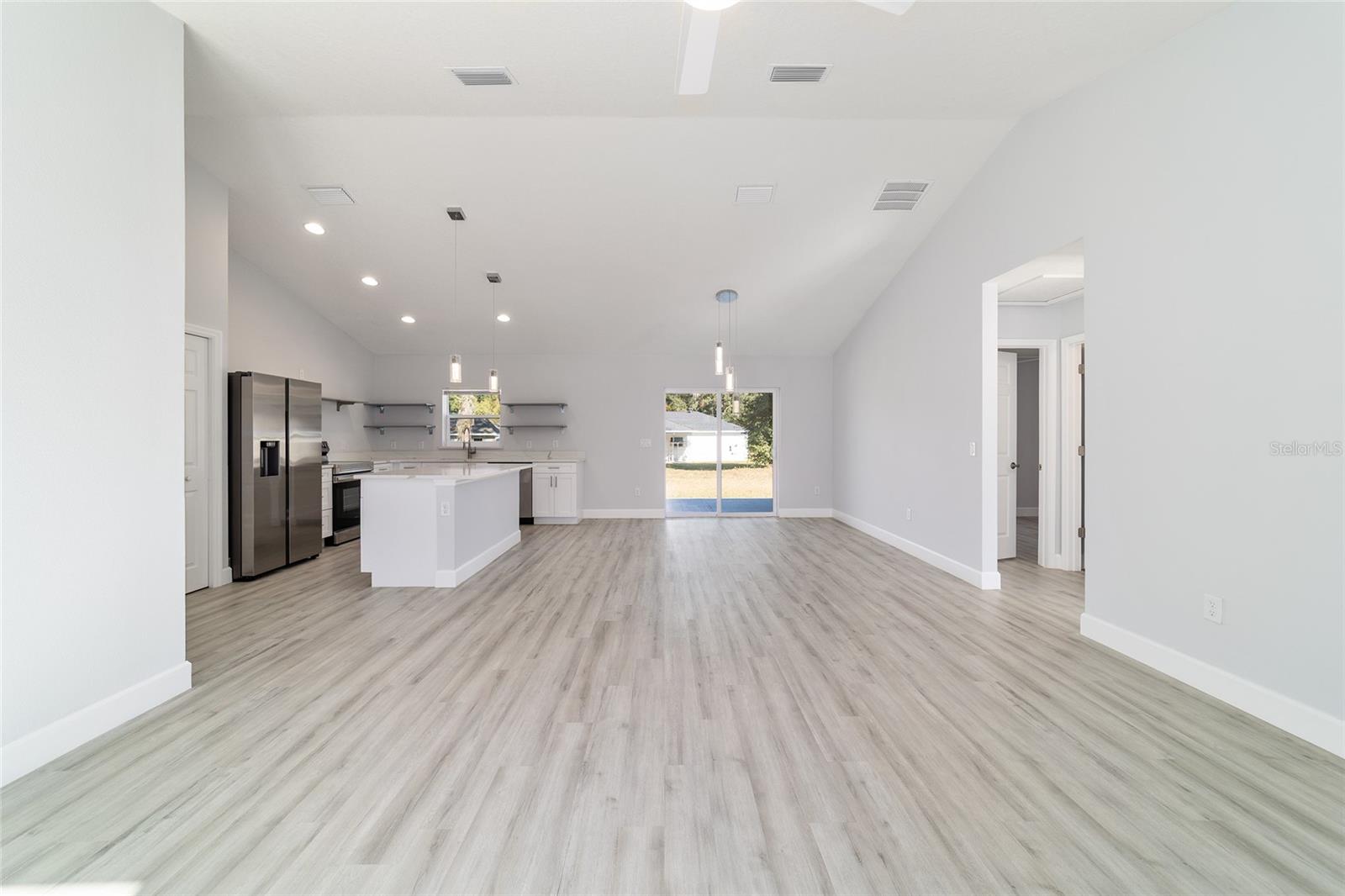 Image 24 of 65 For 14417 20th Place