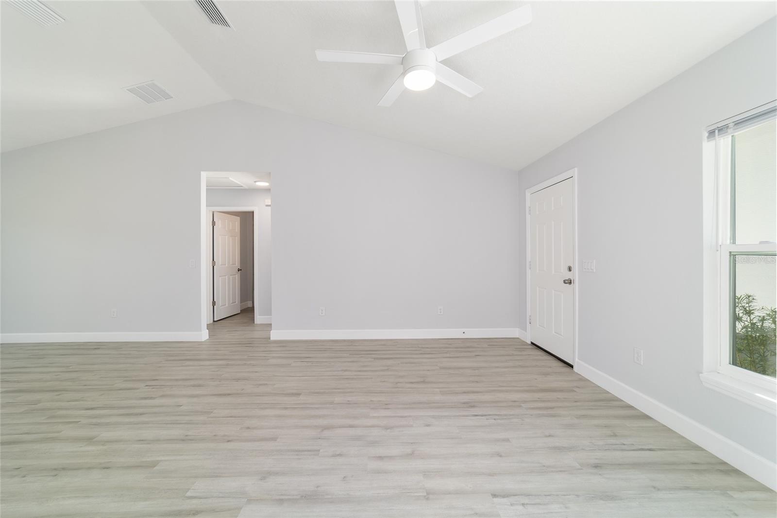 Image 26 of 65 For 14417 20th Place