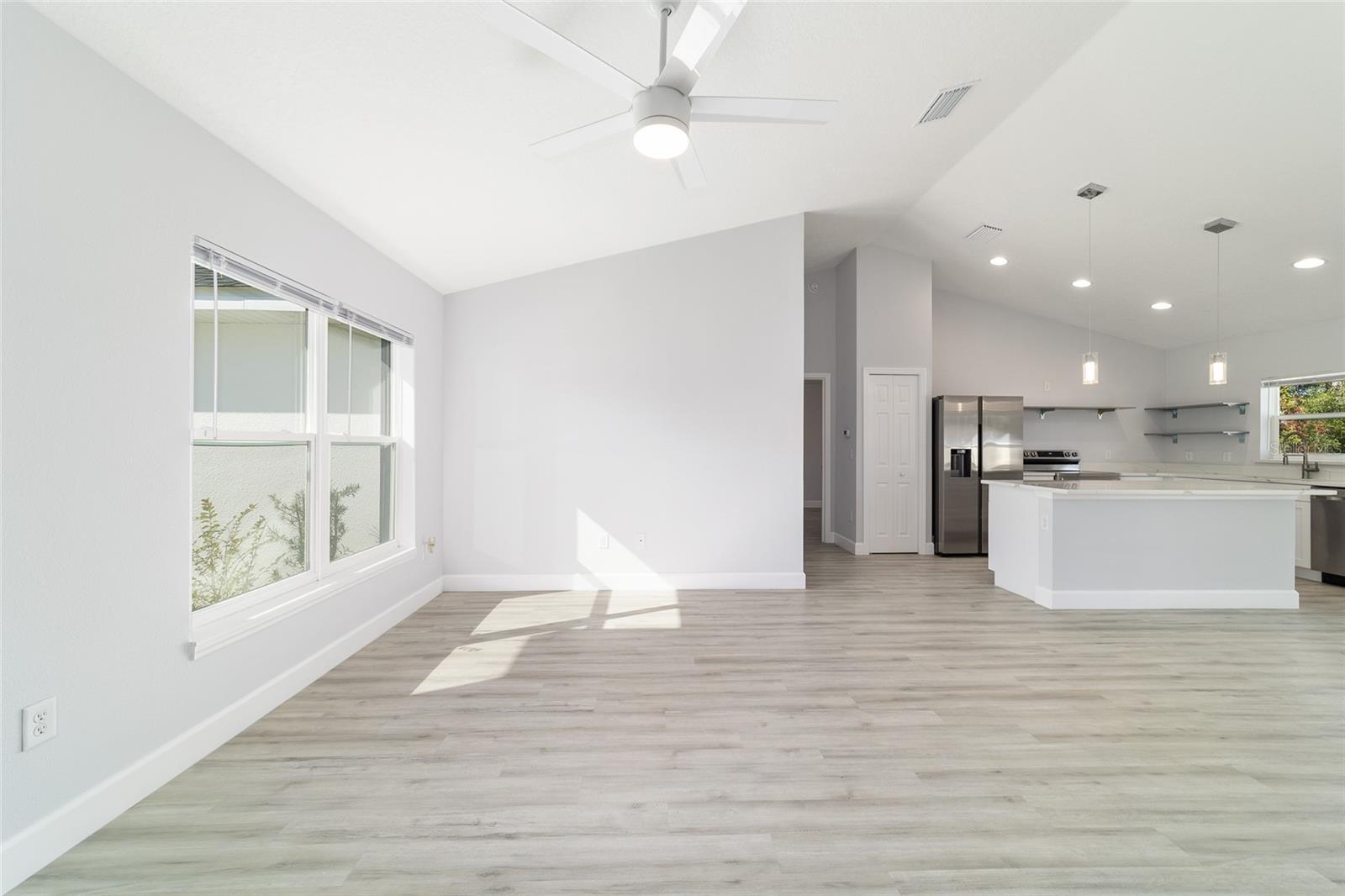 Image 27 of 65 For 14417 20th Place