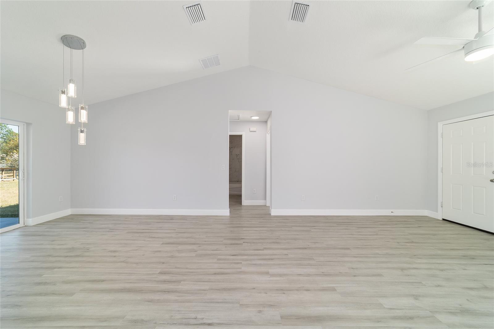 Image 30 of 65 For 14417 20th Place