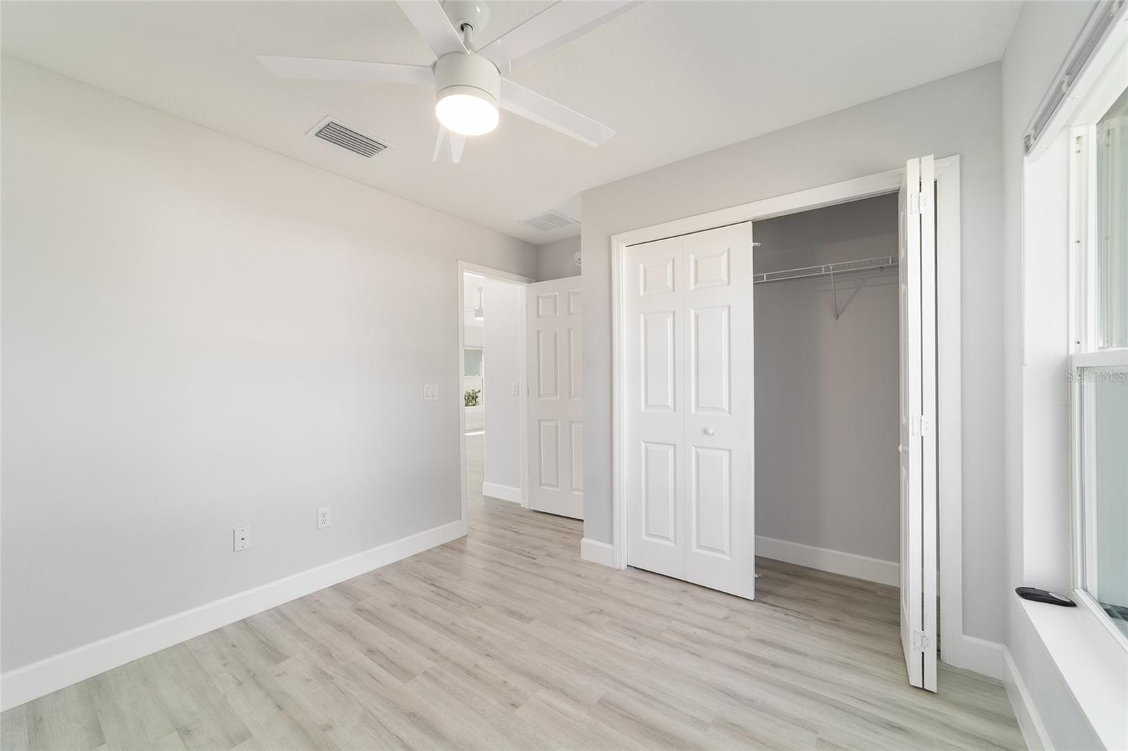 Image 58 of 65 For 14417 20th Place