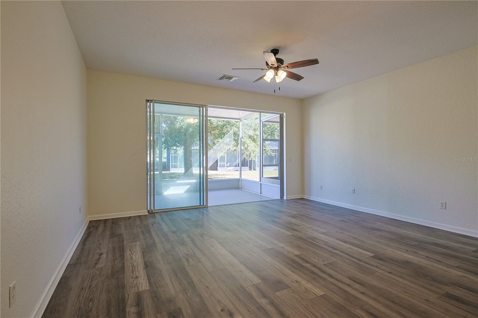 Image 10 of 36 For 4116 54th Circle