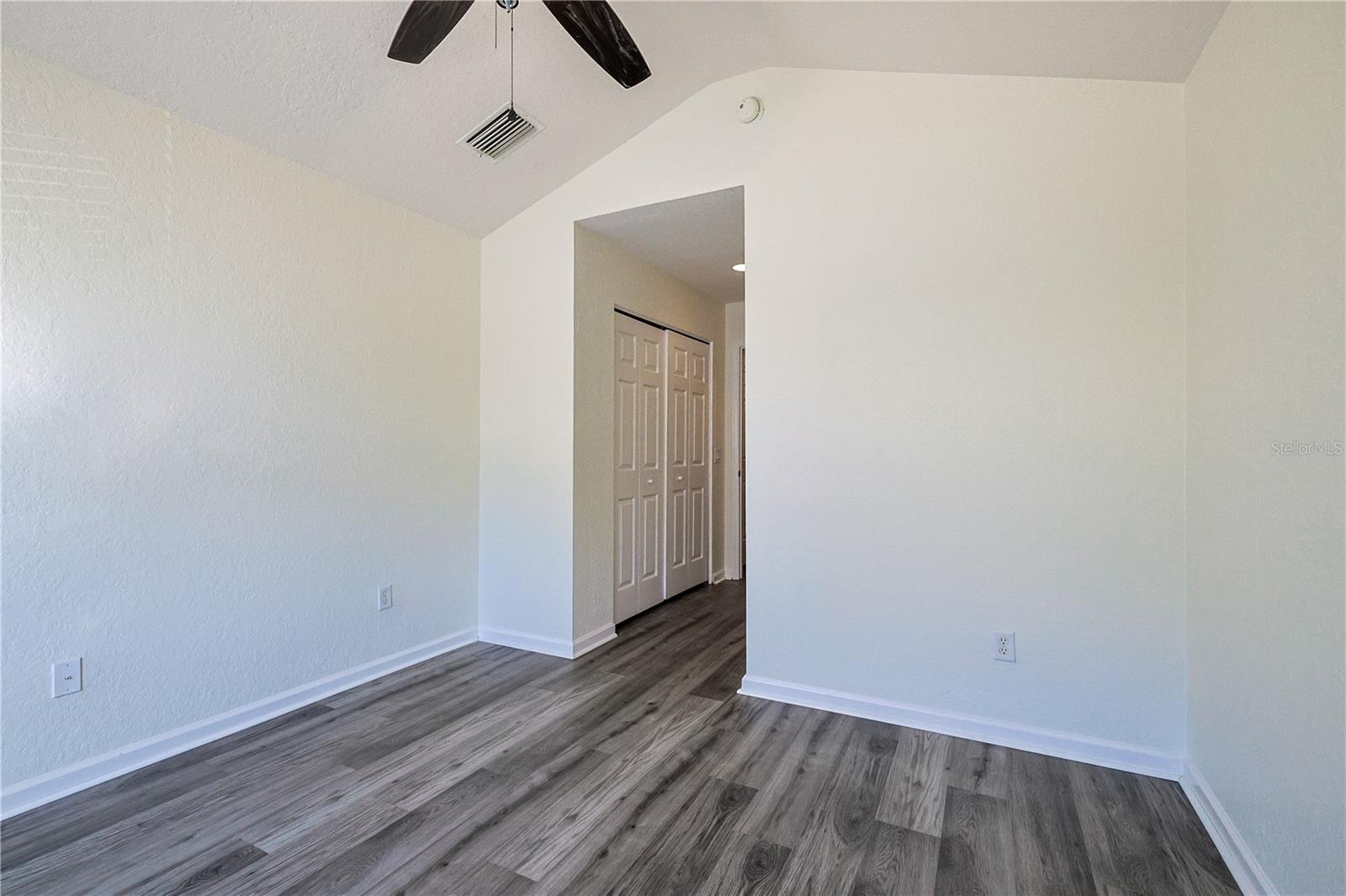 Image 26 of 36 For 4116 54th Circle