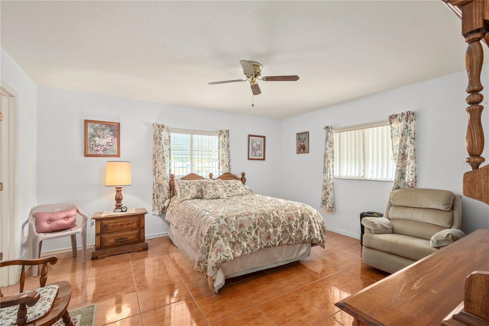 Image 24 of 64 For 13710 112th Circle