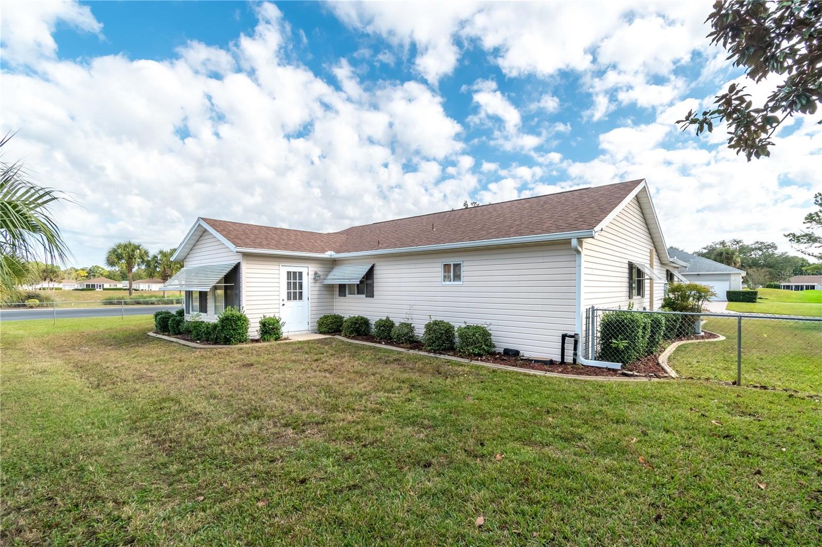 Image 37 of 64 For 13710 112th Circle