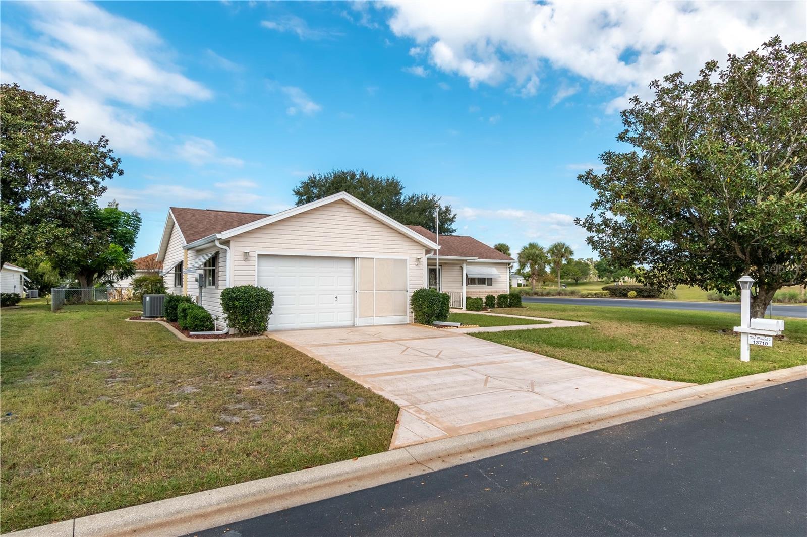 Image 4 of 64 For 13710 112th Circle