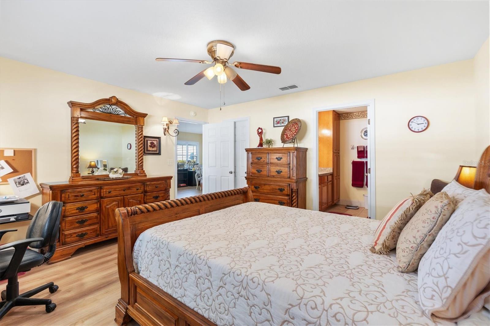 Image 17 of 35 For 10035 175th Street