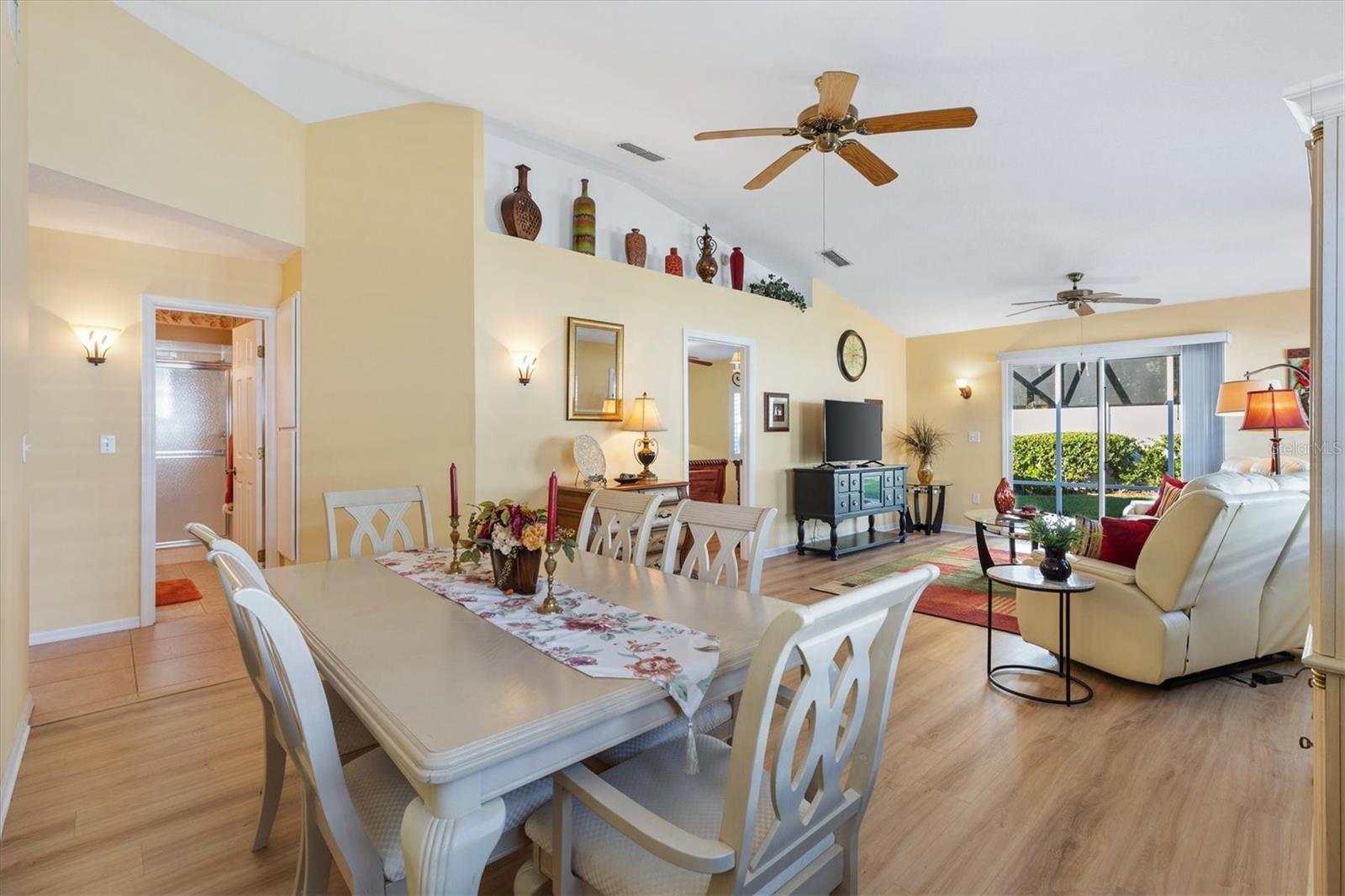 Image 4 of 35 For 10035 175th Street