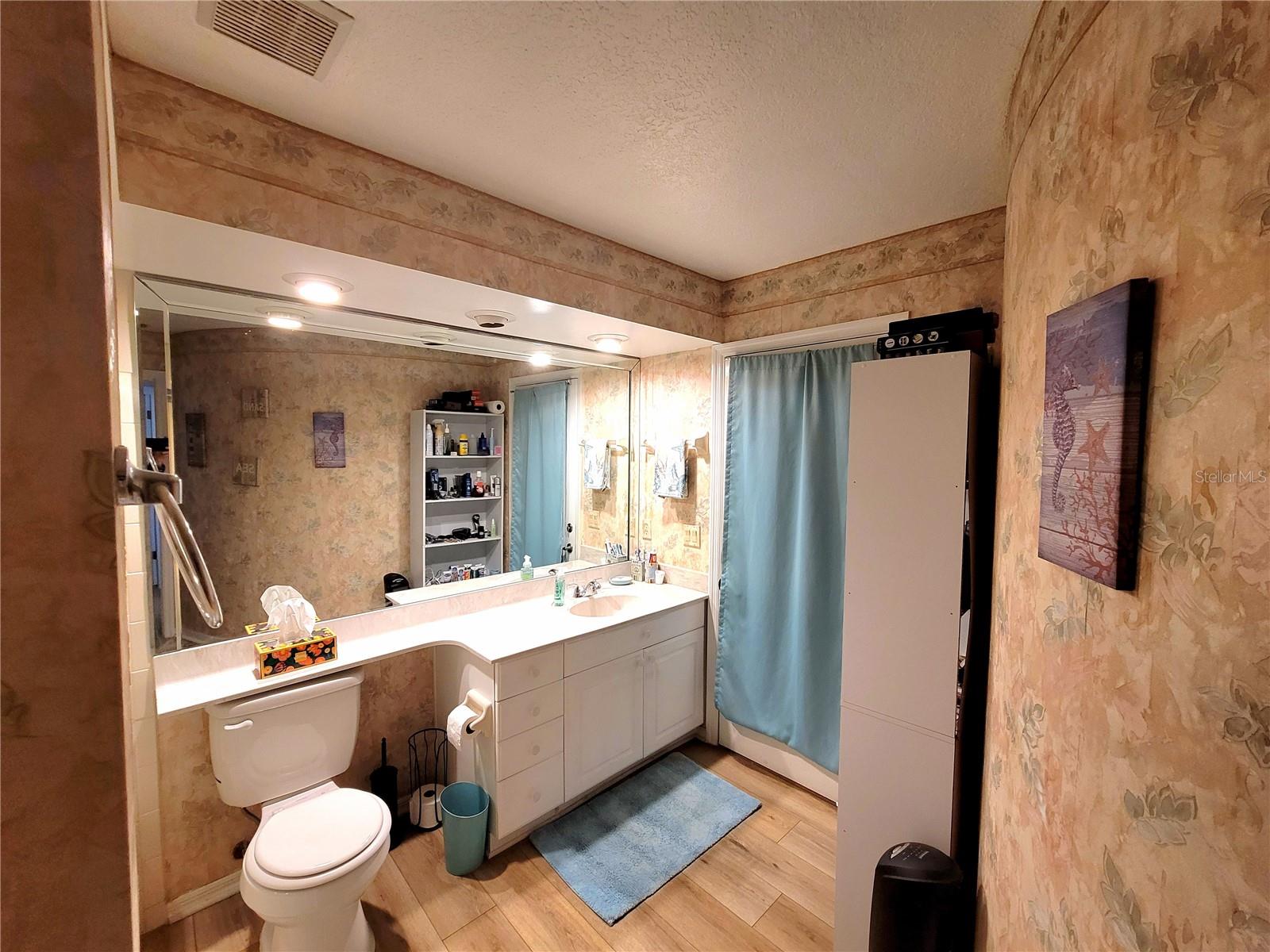 Image 31 of 48 For 9707 196th Avenue Road