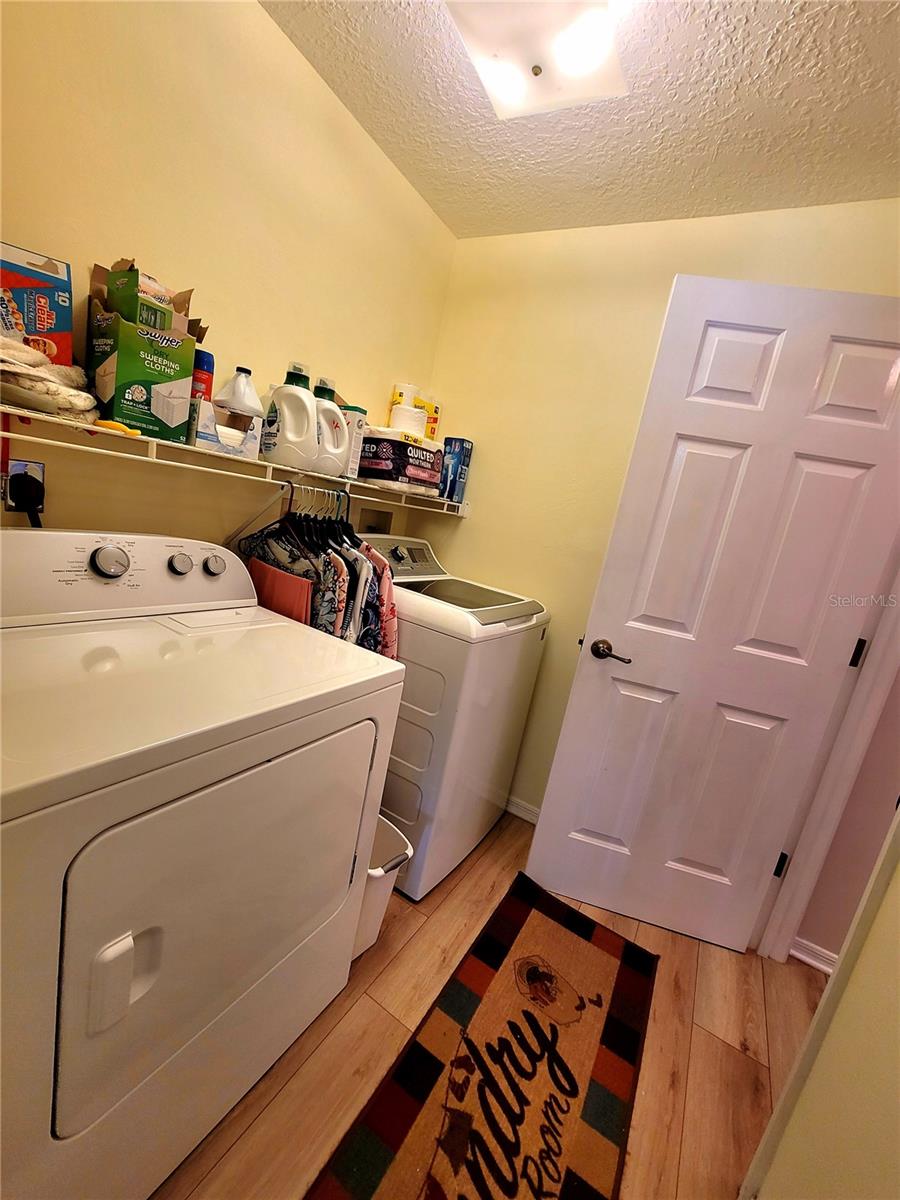 Image 38 of 48 For 9707 196th Avenue Road