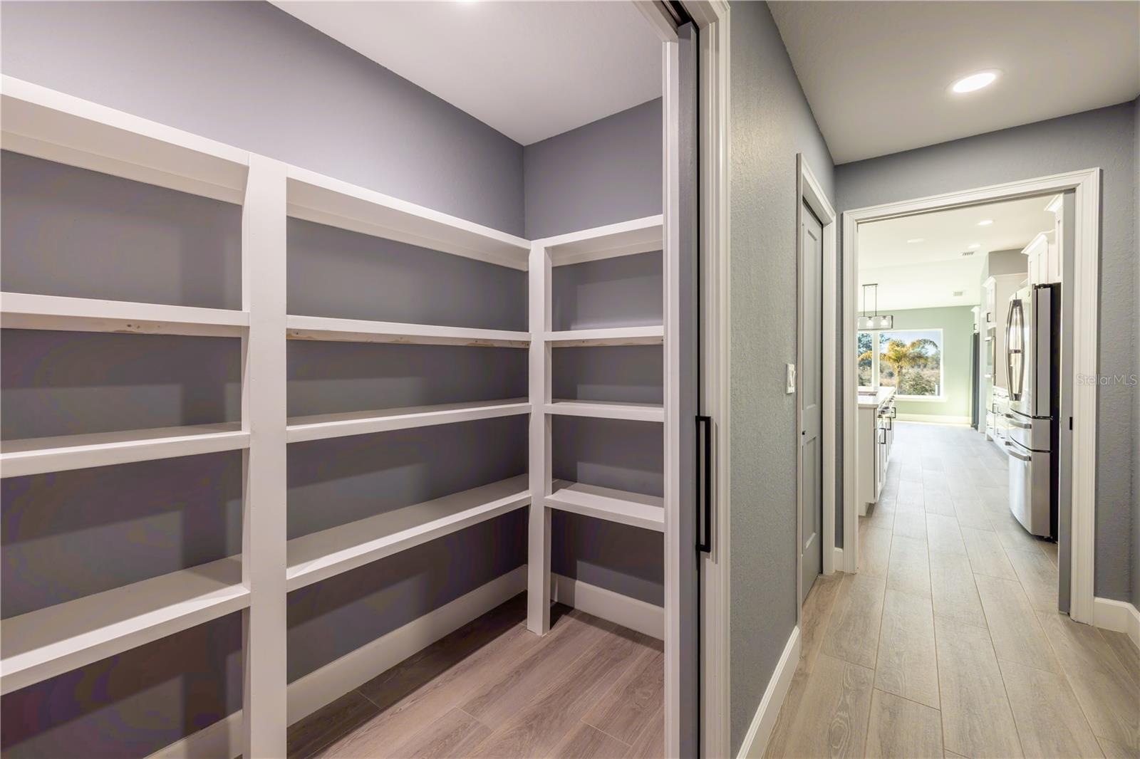 Image 12 of 41 For 18459 66th Loop