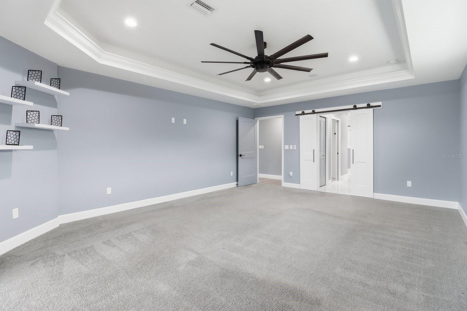 Image 15 of 41 For 18459 66th Loop