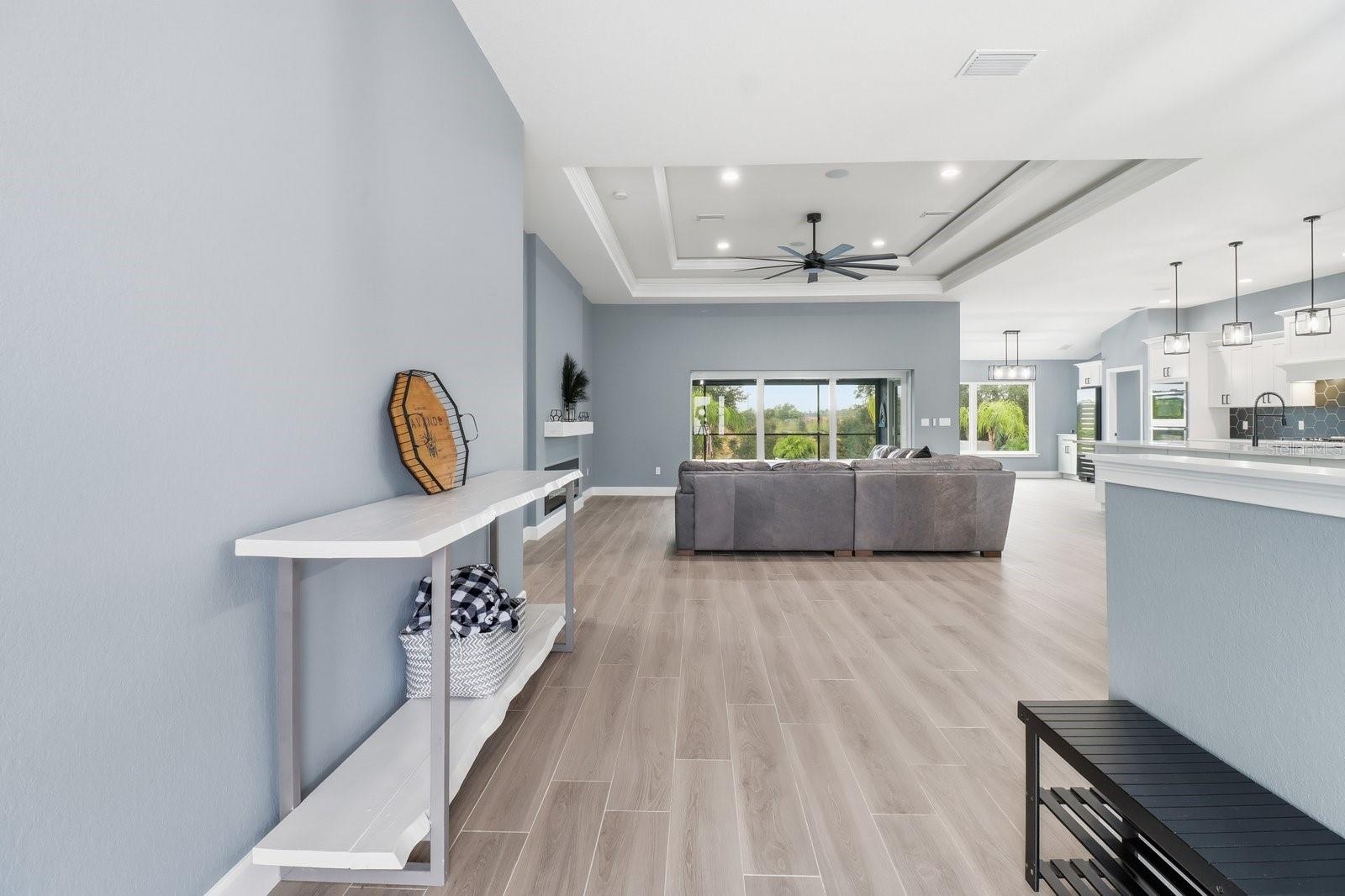 Image 4 of 41 For 18459 66th Loop