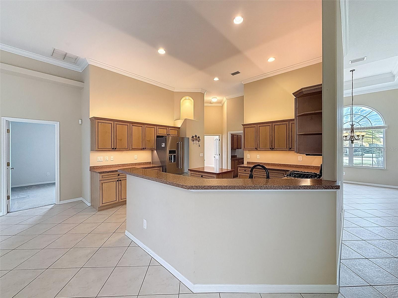 Image 23 of 40 For 456 Spend A Buck Drive