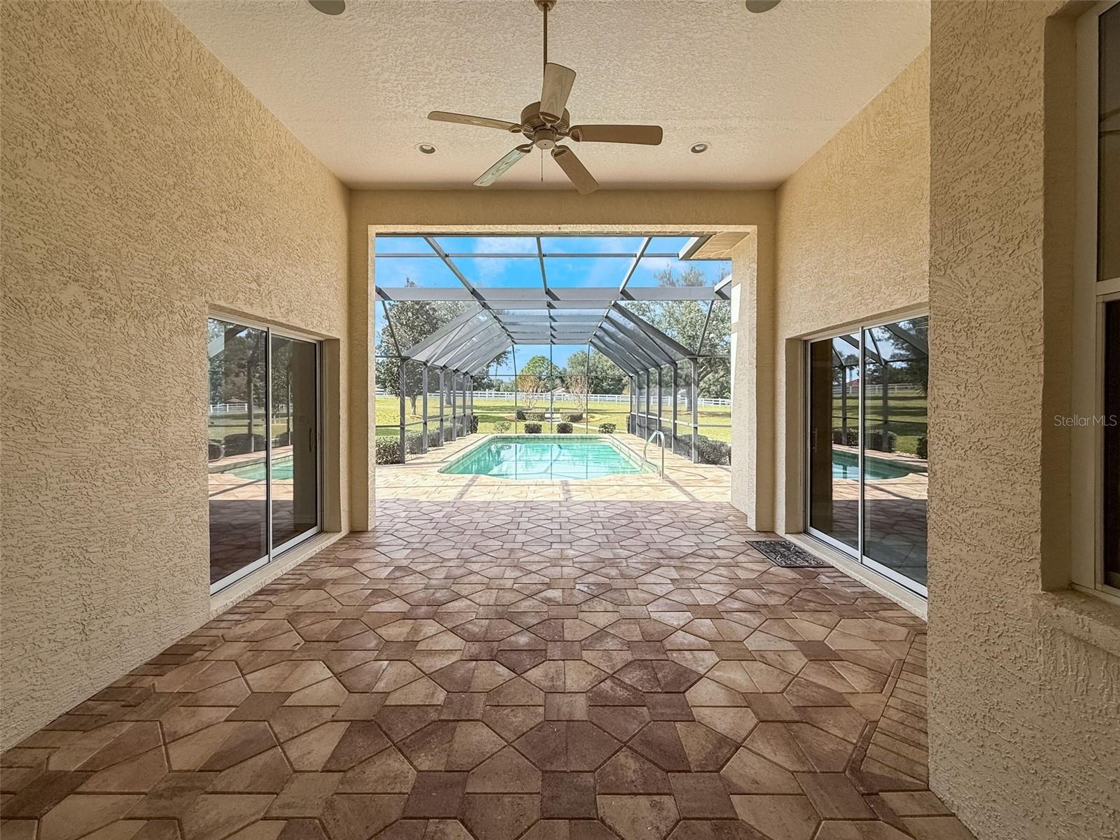 Image 7 of 40 For 456 Spend A Buck Drive