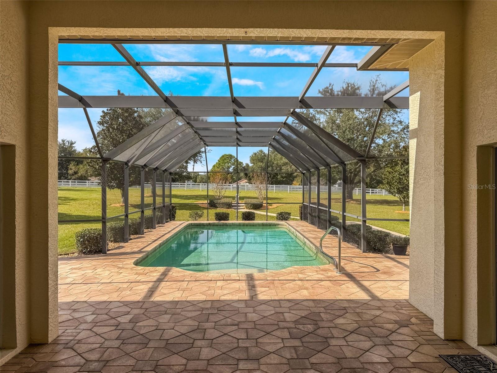 Image 8 of 40 For 456 Spend A Buck Drive