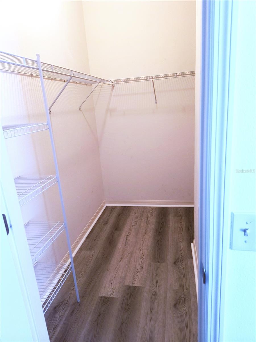 Image 9 of 10 For 2550 Carrington Court