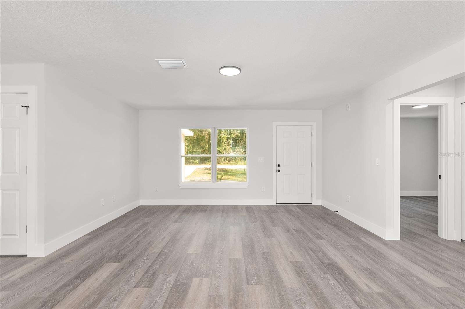 Image 18 of 49 For 777 Marion Oaks Lane