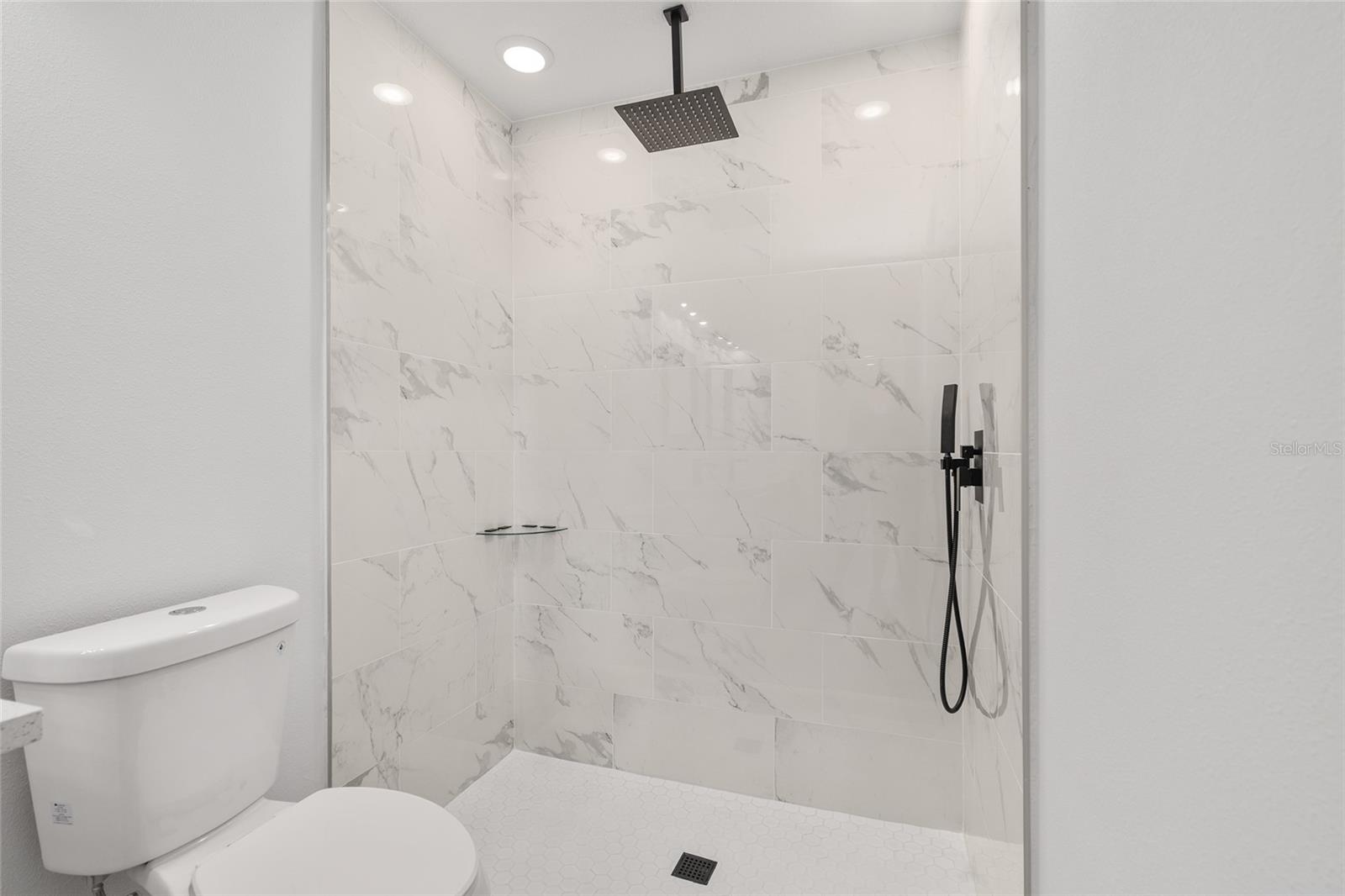 Image 32 of 49 For 777 Marion Oaks Lane