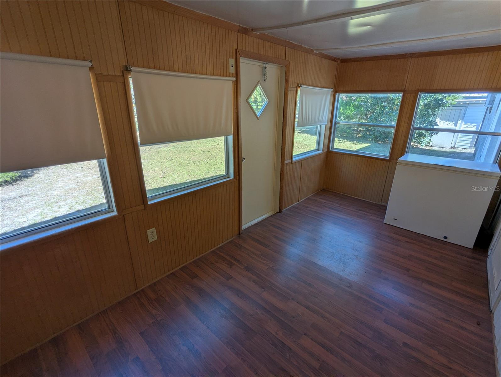 Image 6 of 41 For 397 902nd Street