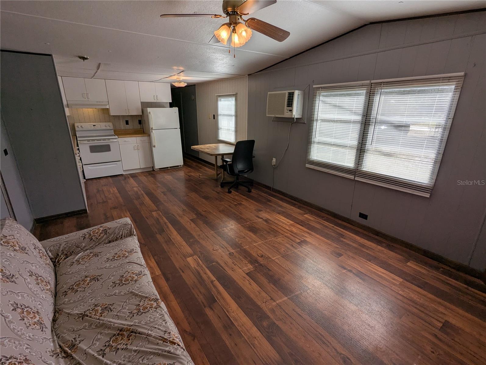 Image 9 of 41 For 397 902nd Street