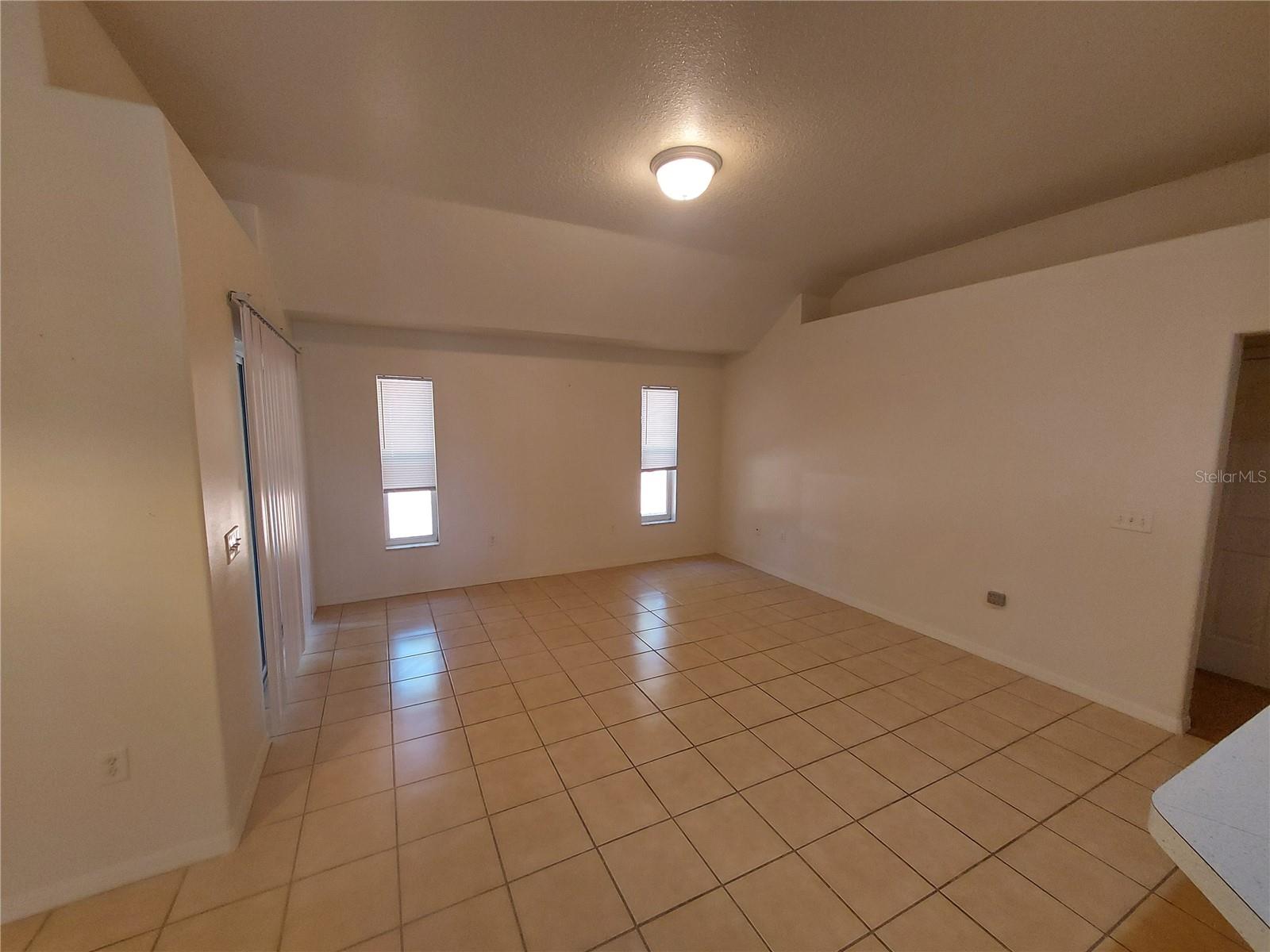 Image 6 of 14 For 8005 134th Loop