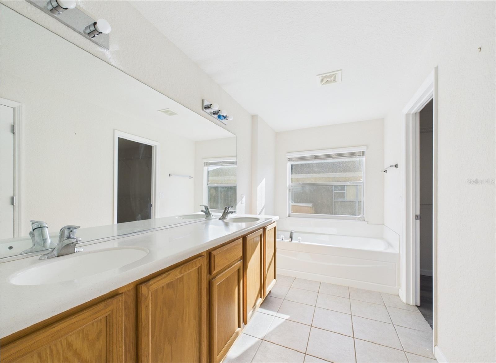 Image 15 of 55 For 5208 39th Street