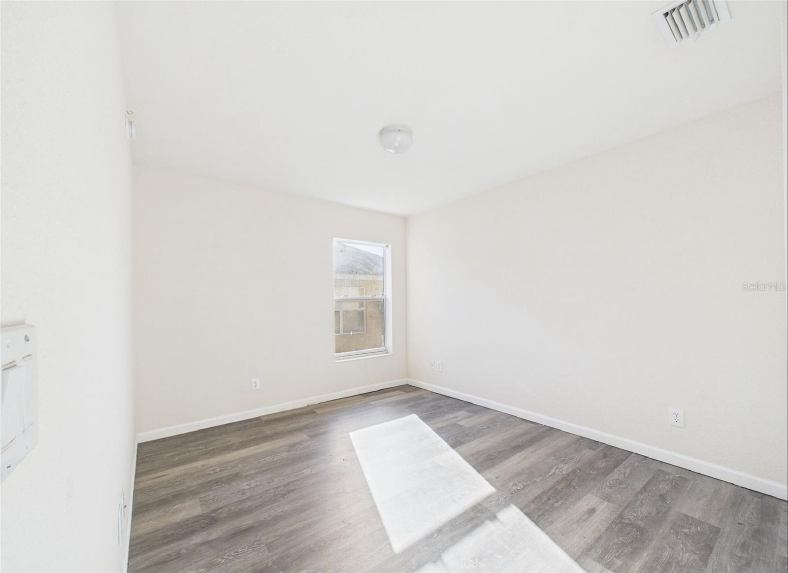 Image 20 of 55 For 5208 39th Street