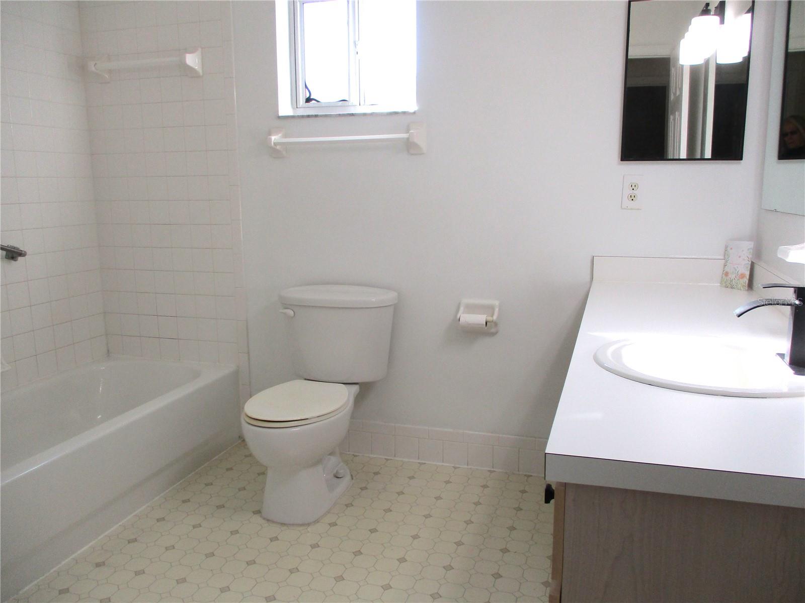 Image 36 of 76 For 11518 136th Place