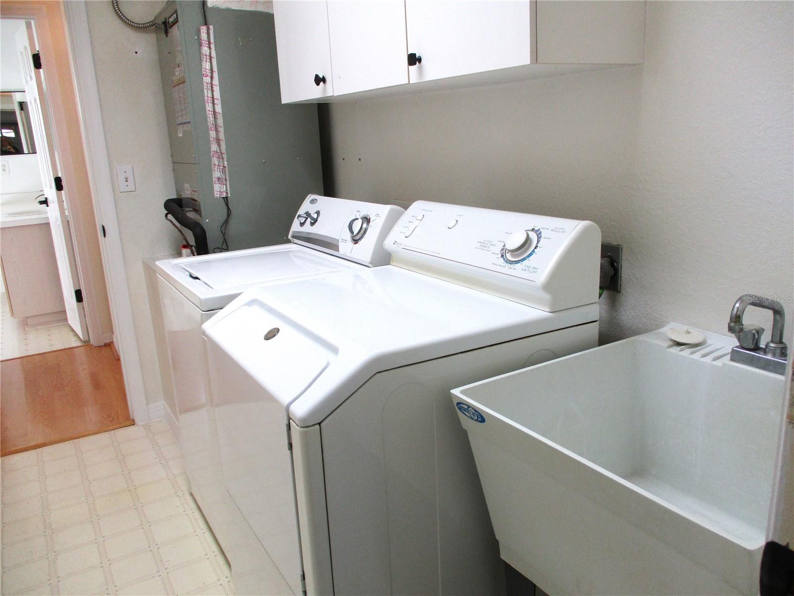 Image 39 of 76 For 11518 136th Place