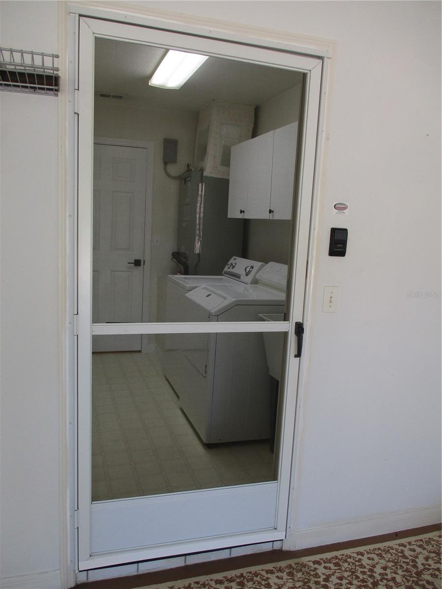 Image 41 of 76 For 11518 136th Place