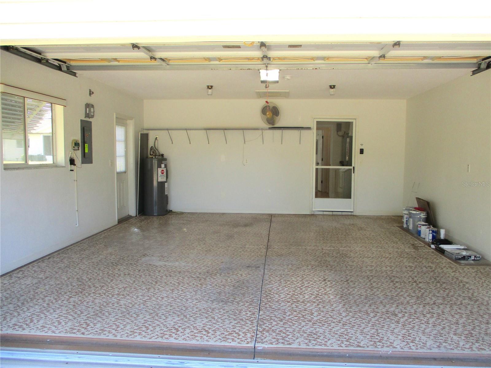 Image 42 of 76 For 11518 136th Place