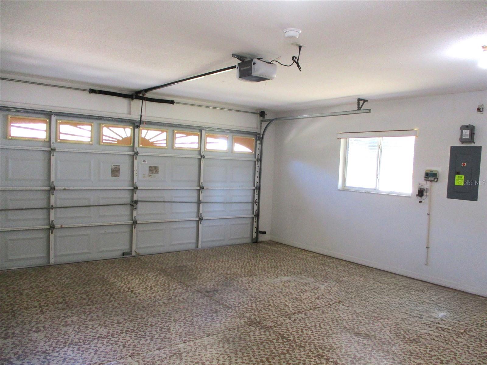 Image 43 of 76 For 11518 136th Place